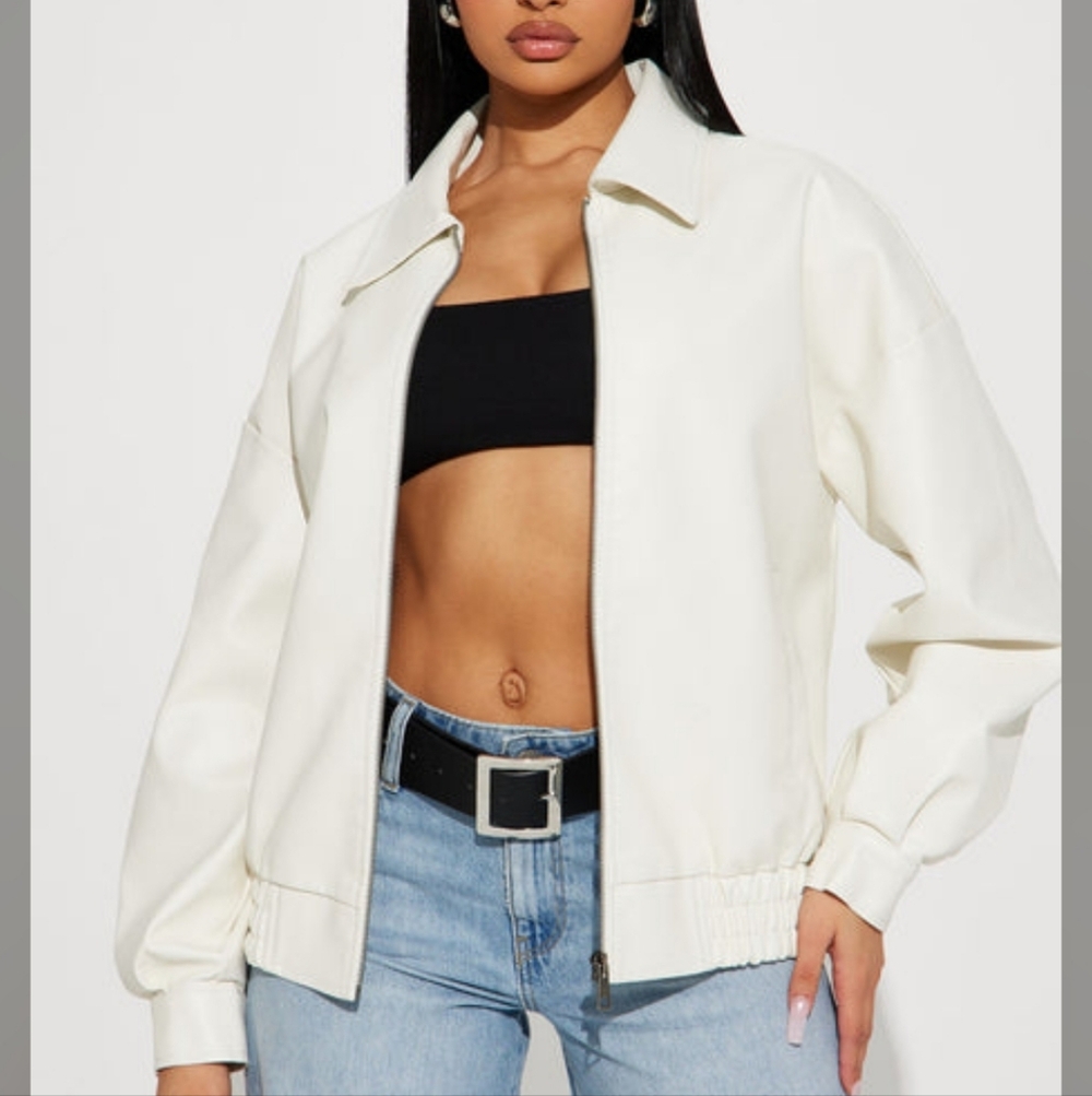 Pretty Garden Faux Leather Zip-Front Women's Jacket
